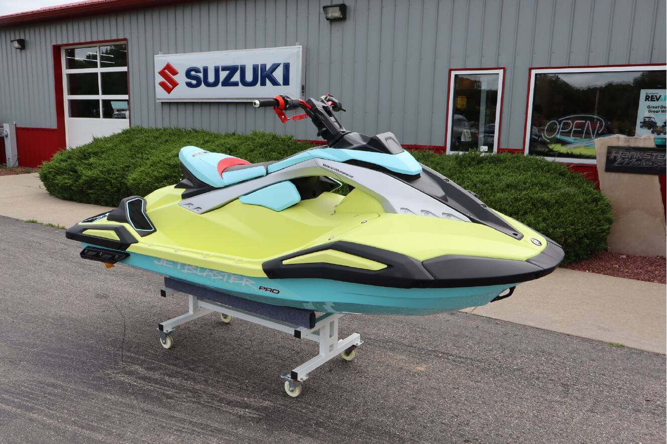 A photo of this 2025 Yamaha JetBlaster PRO 2-Up
