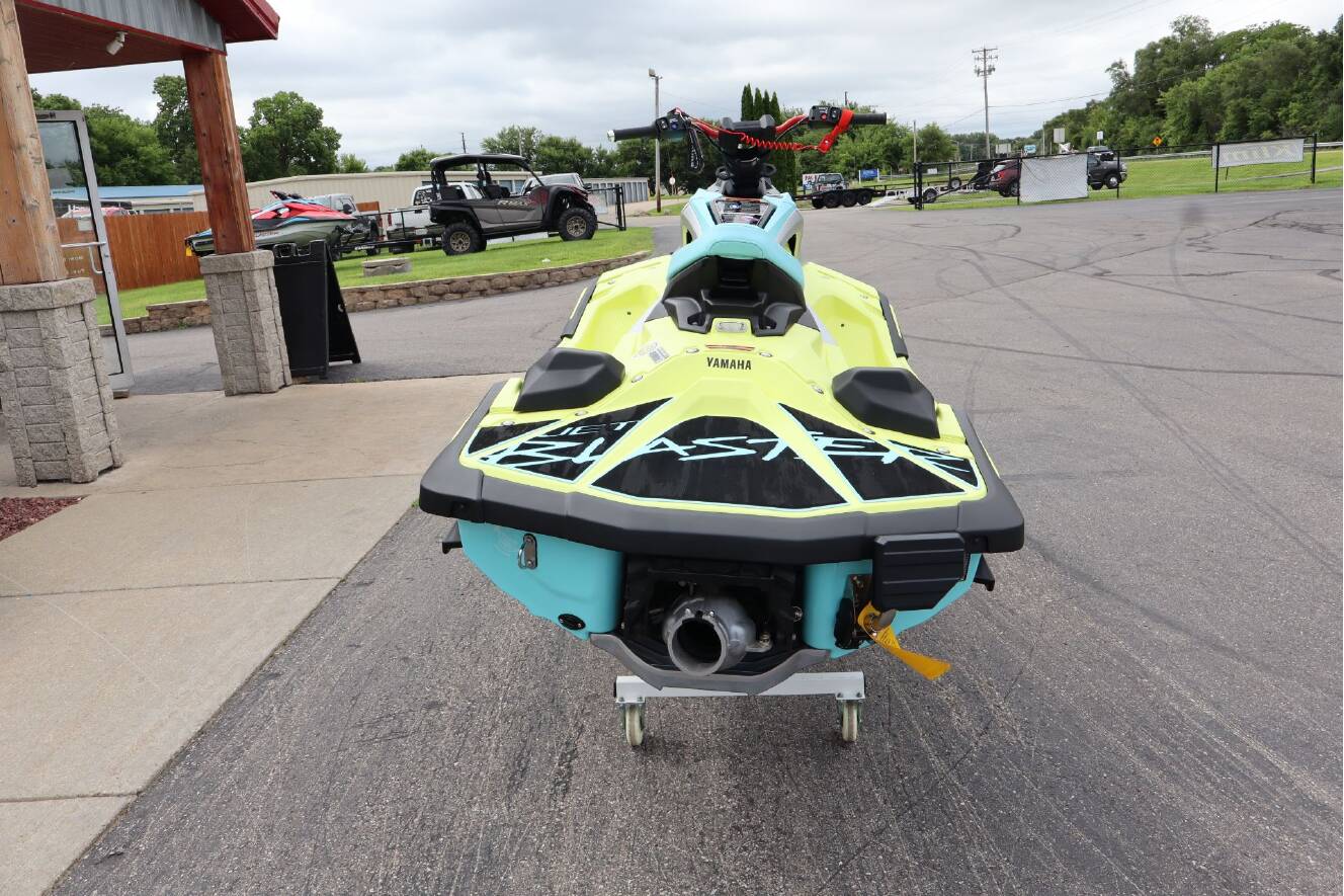 A photo of this 2025 Yamaha JetBlaster PRO 2-Up