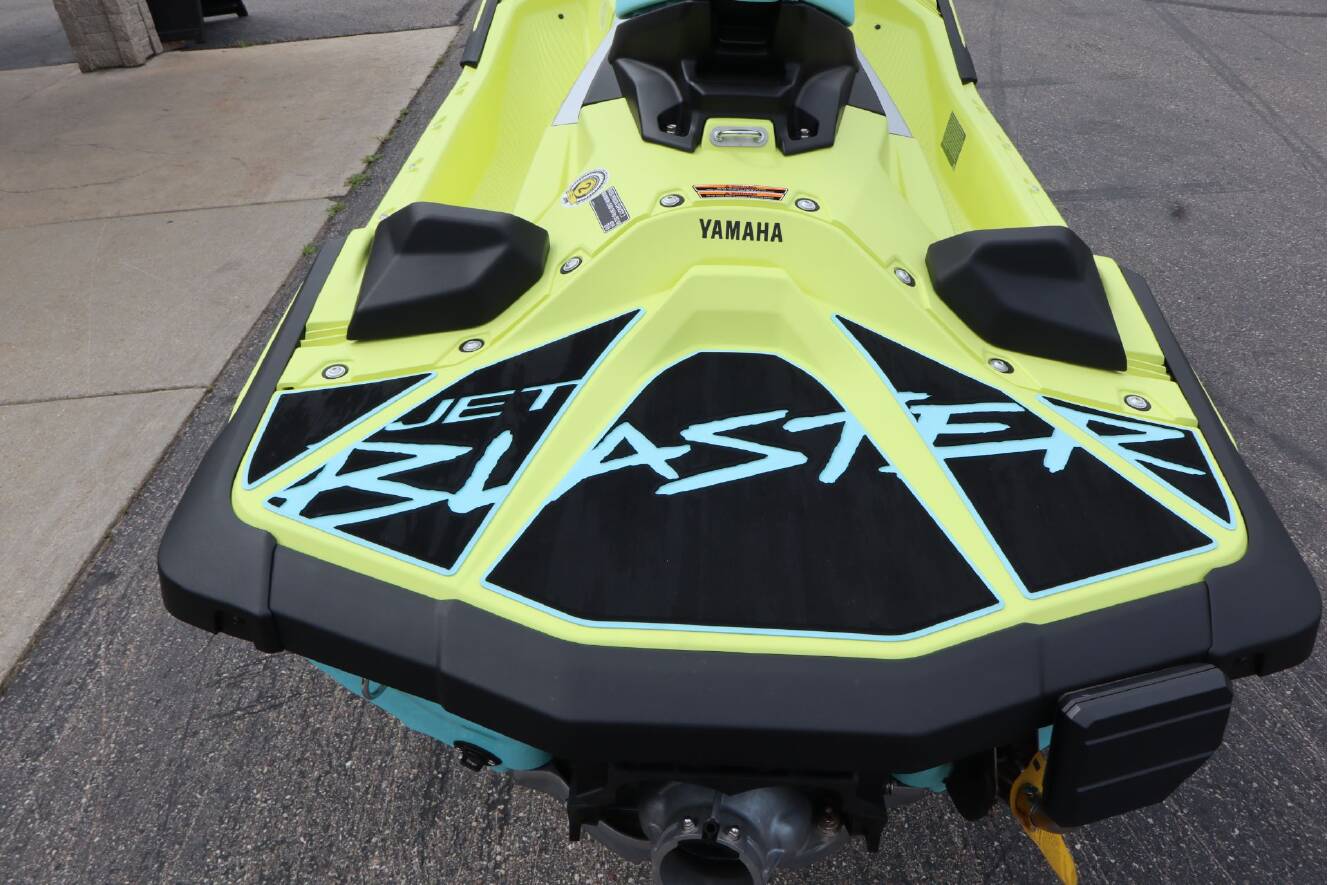 A photo of this 2025 Yamaha JetBlaster PRO 2-Up