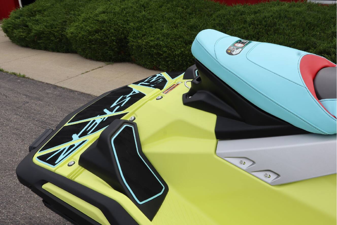A photo of this 2025 Yamaha JetBlaster PRO 2-Up