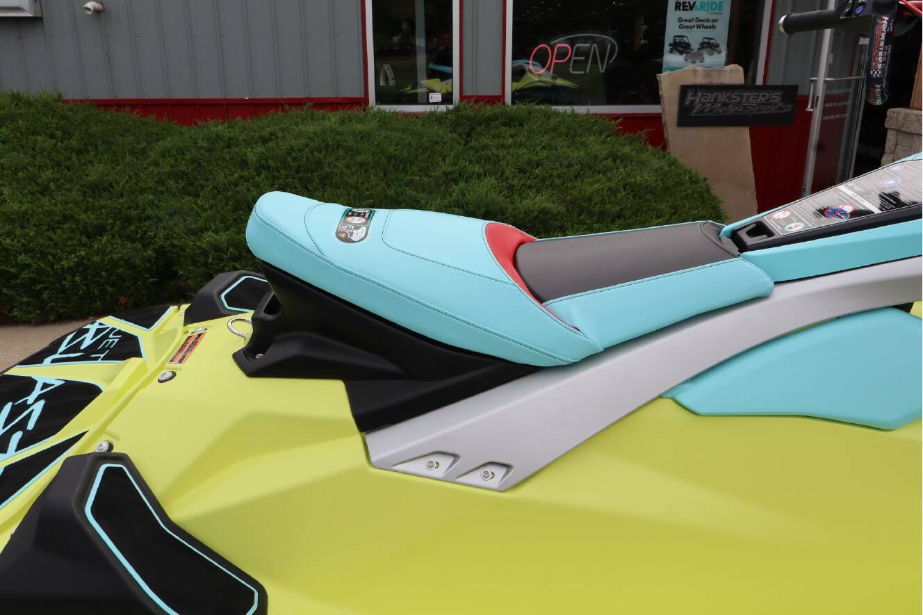 A photo of this 2025 Yamaha JetBlaster PRO 2-Up