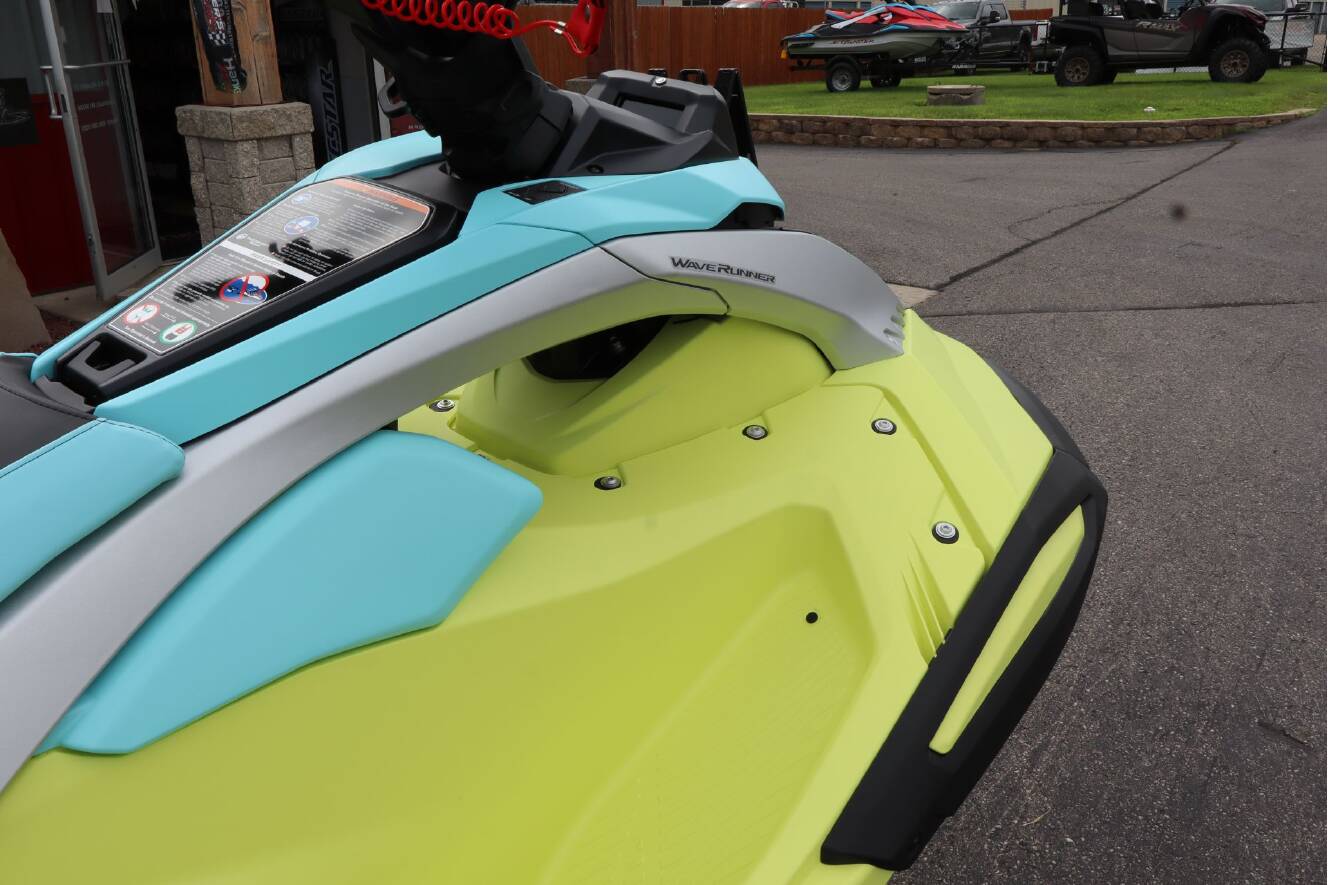 A photo of this 2025 Yamaha JetBlaster PRO 2-Up