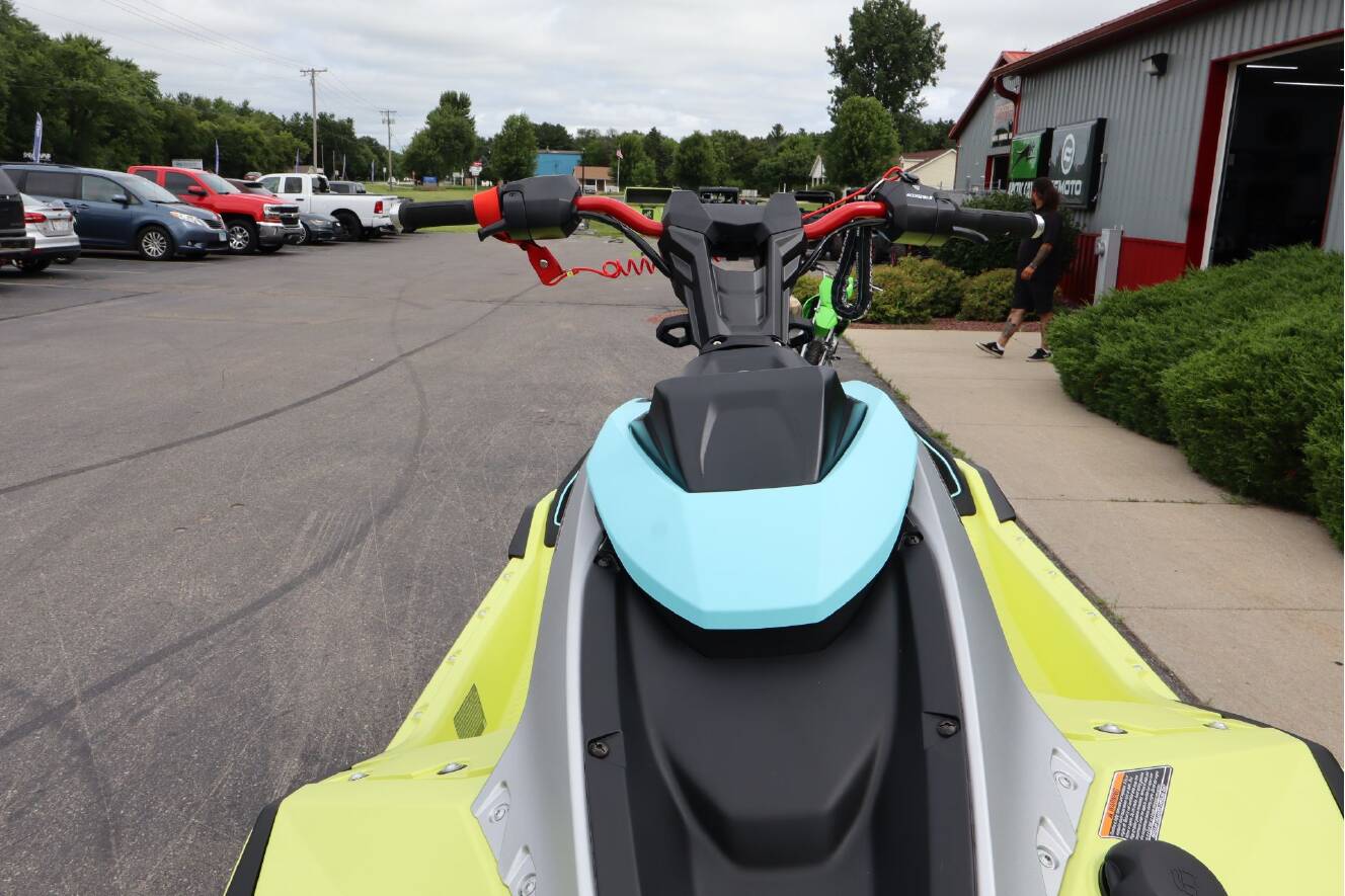 A photo of this 2025 Yamaha JetBlaster PRO 2-Up