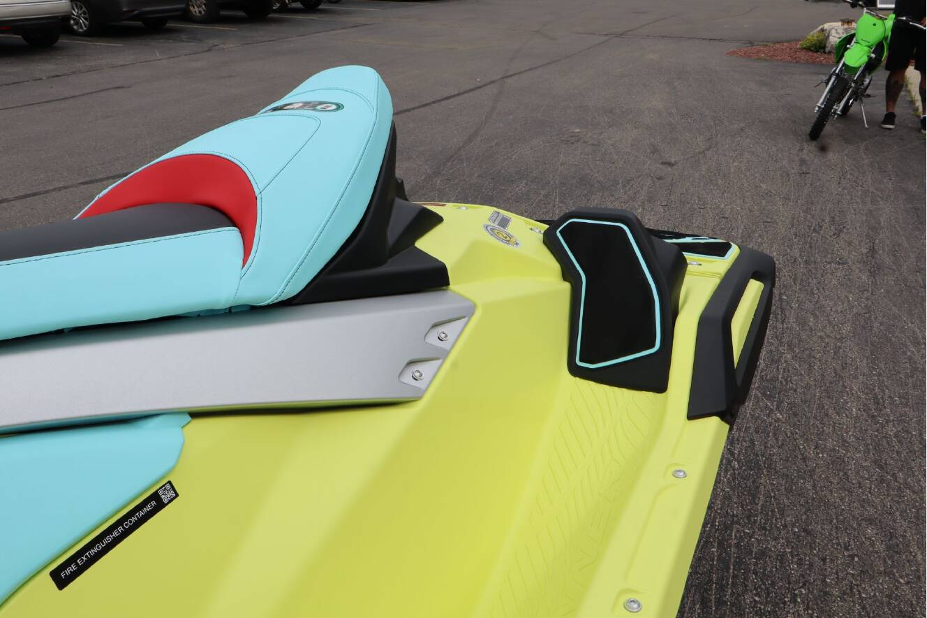 A photo of this 2025 Yamaha JetBlaster PRO 2-Up