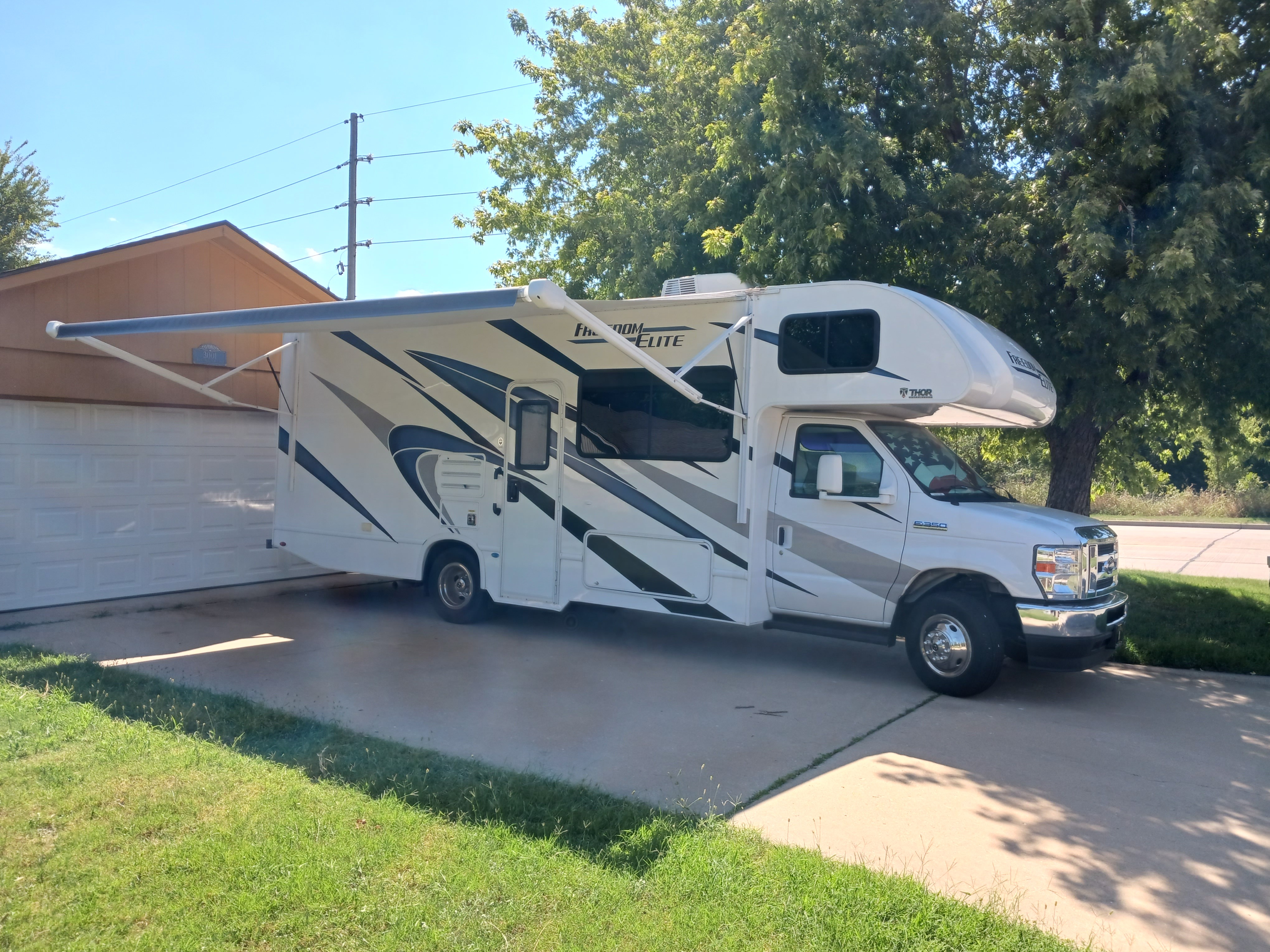 2021 Thor Motor Coach FREEDOM ELITE 26HE in lawton OK