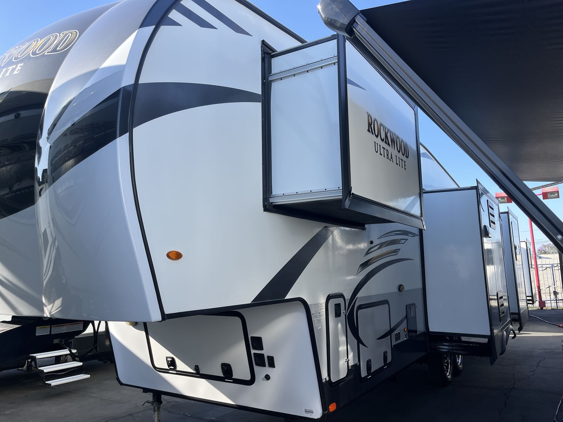 Forest River Rockwood Fifth Wheels For Sale - RV Trader Forest River Rockwood Fifth Wheels For Sale - RV Trader