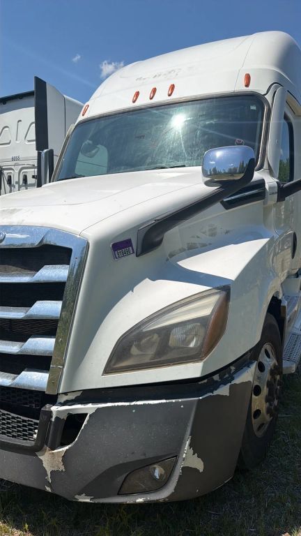 2023 FREIGHTLINER CASCADIA 126 in Fredericksburg, VA
