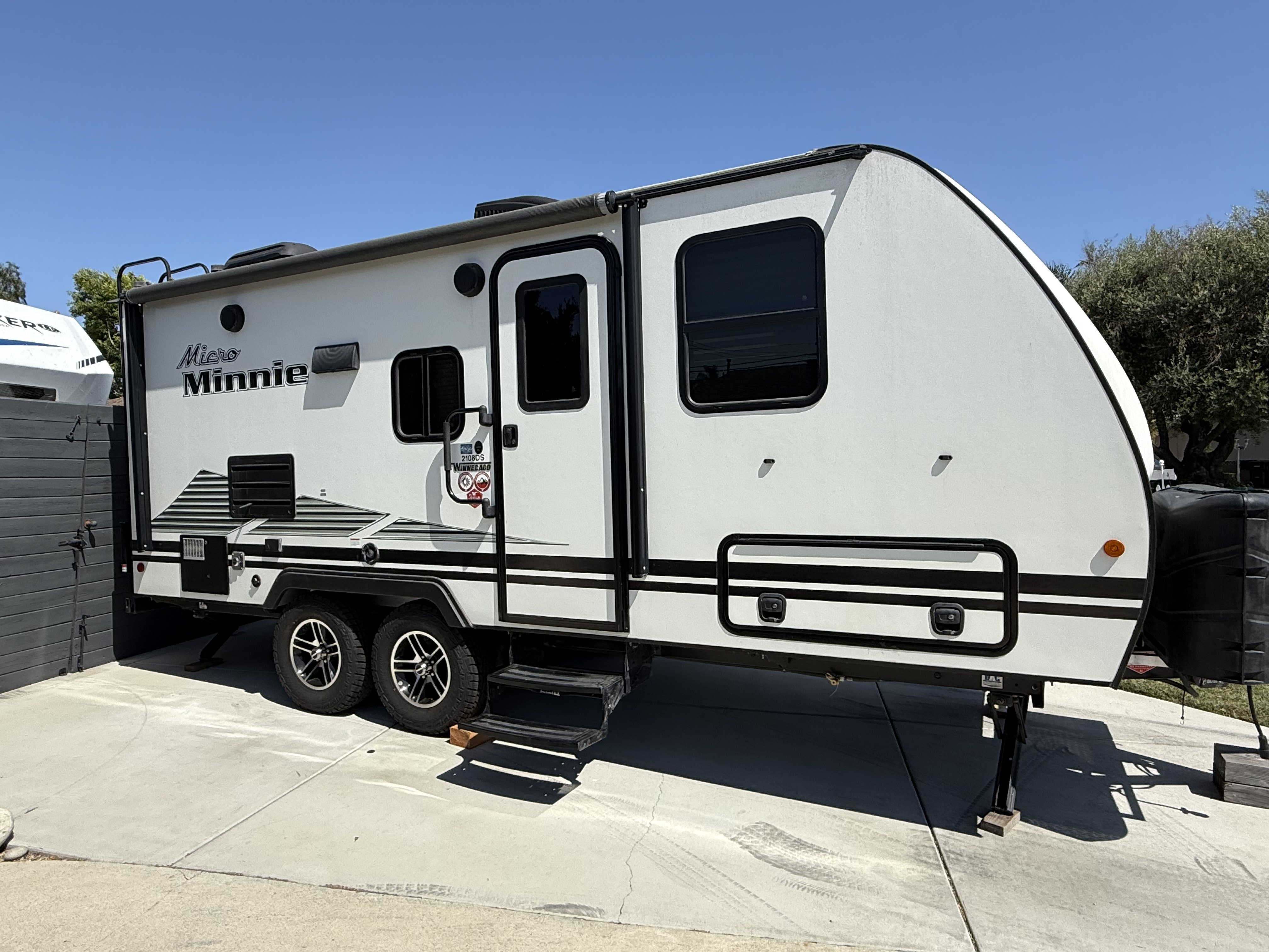 2020 Winnebago MICRO MINNIE 2108DS RV