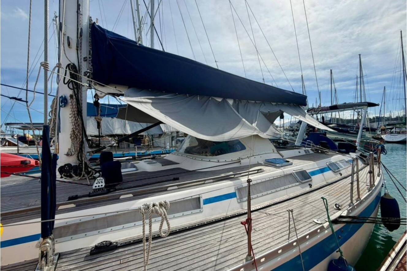 A photo of this 1990 Wauquiez Centurion 59