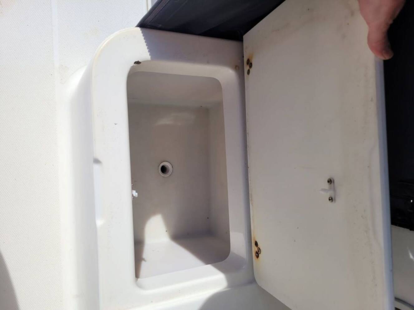 A photo of this 2003 Wellcraft 240 Coastal