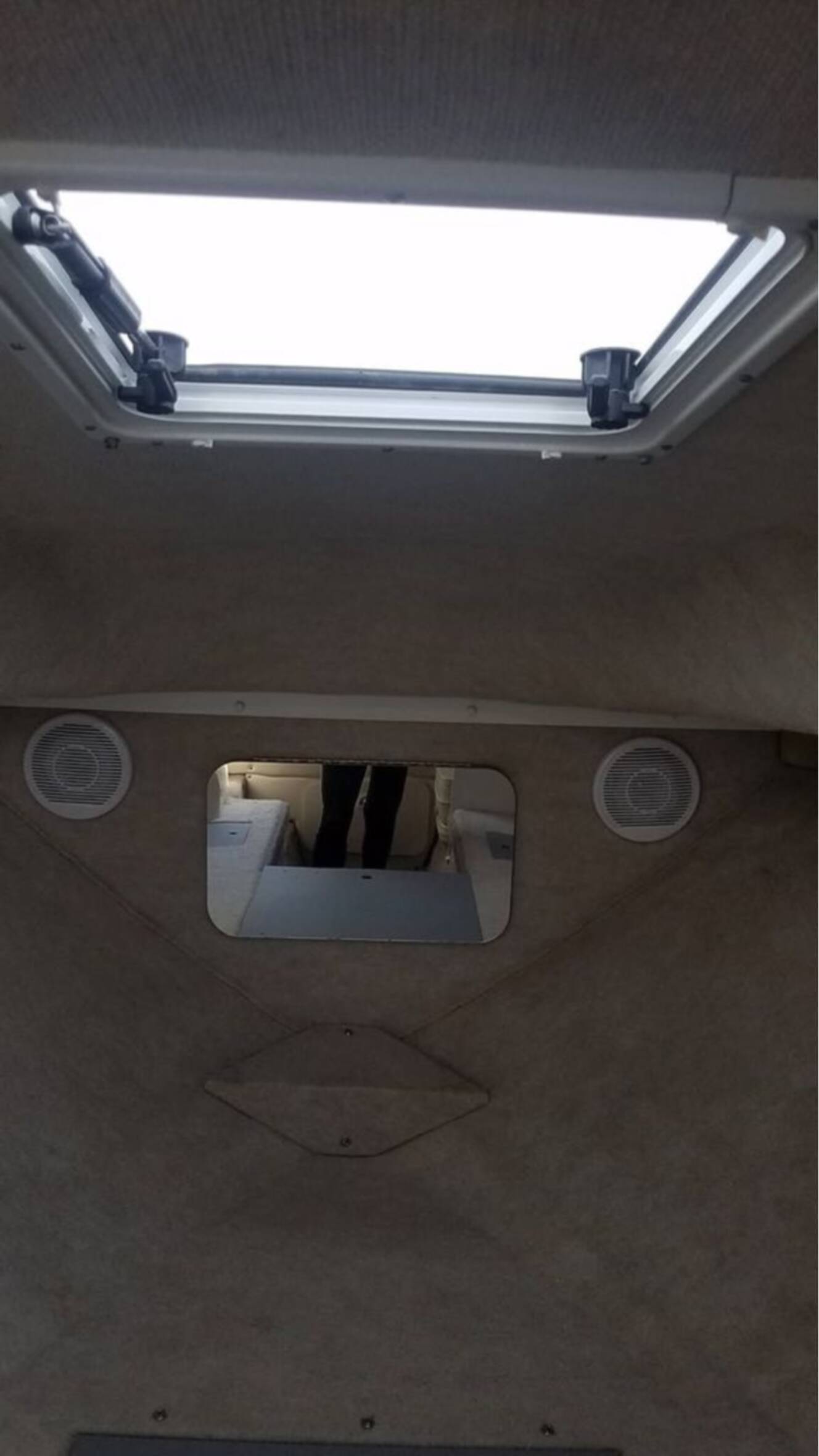 A photo of this 2003 Wellcraft 240 Coastal