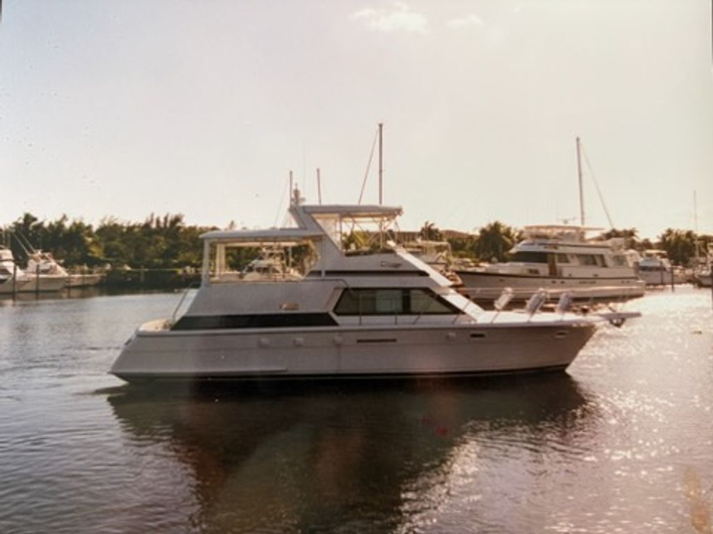 1994 Hatteras 42 Cockpit Motor Yacht in coral gables FL
