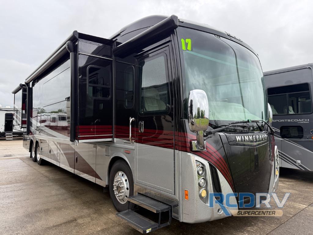 2017 Winnebago Tour 42QD in sunbury OH