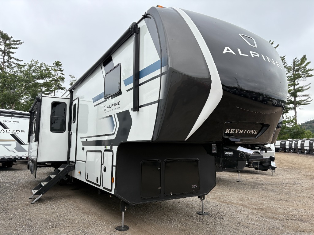 2026 Keystone Rv Alpine Avalanche Edition 390DS in turner ME