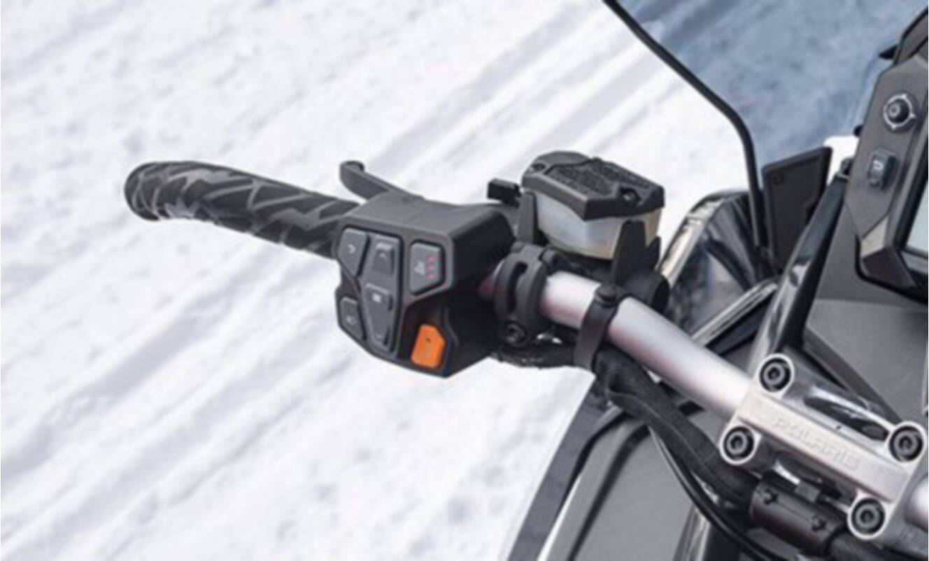 A photo of this 2027 Polaris 850 Switchback XC 146 Gloss Black 1.35 7S ES