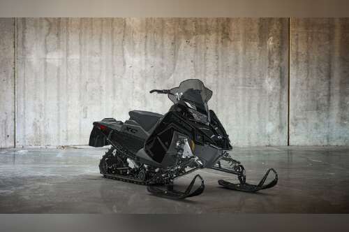 2027 Polaris 850 INDY XC 137 Gloss Black 7S ES in belvidere IL