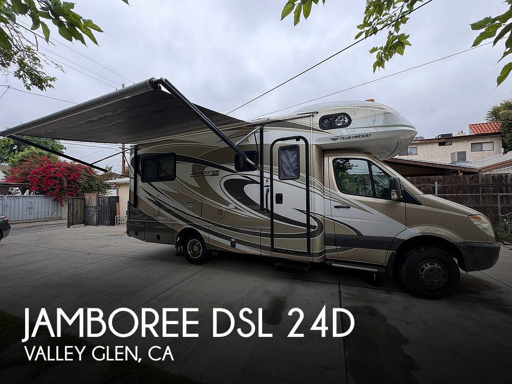 2011 Fleetwood Jamboree DSL 24D in north hollywood CA