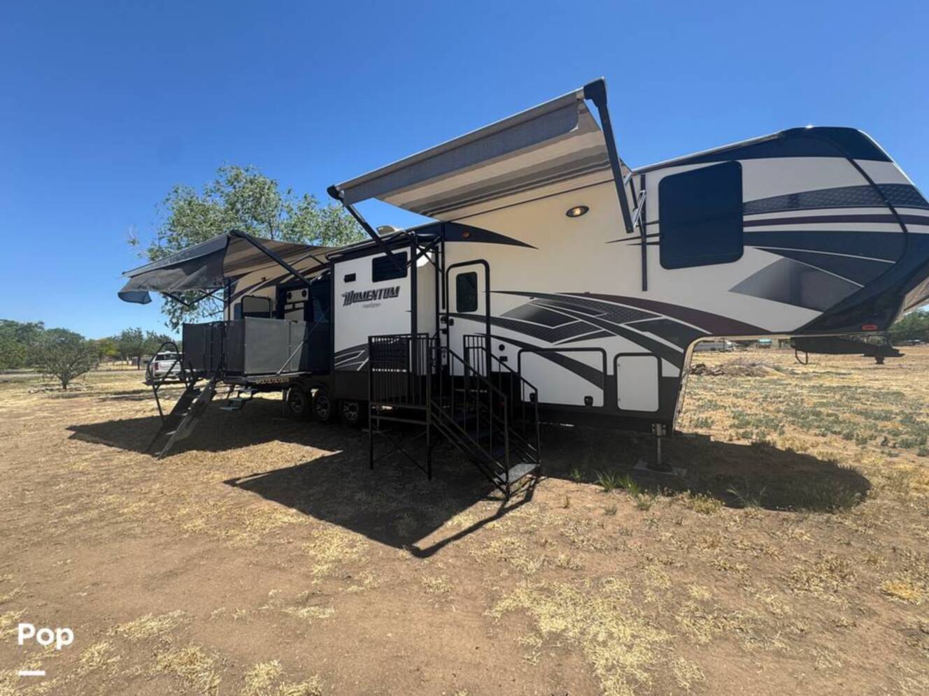A photo of this 2018 Grand Design Momentum 399TH