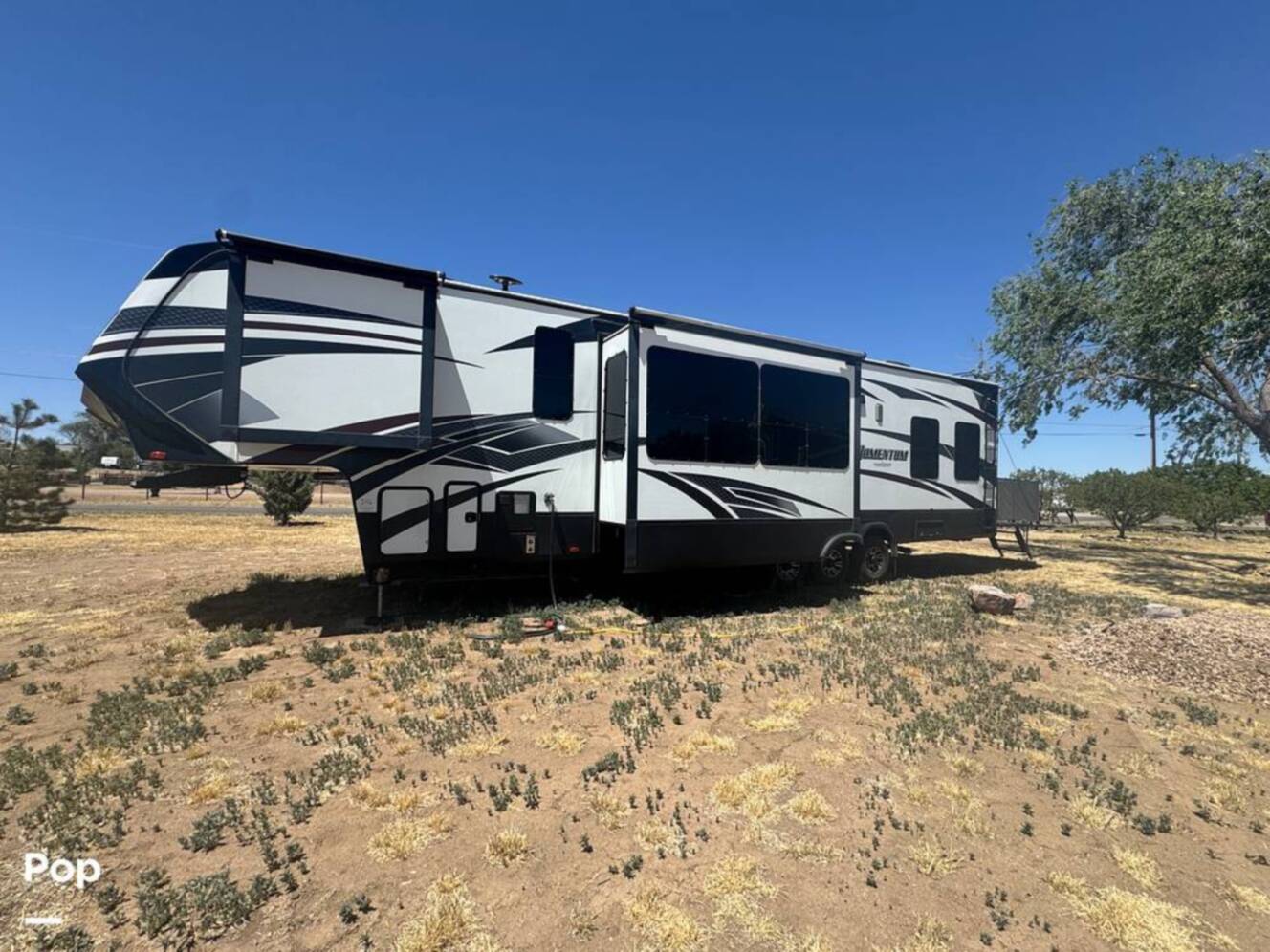 A photo of this 2018 Grand Design Momentum 399TH