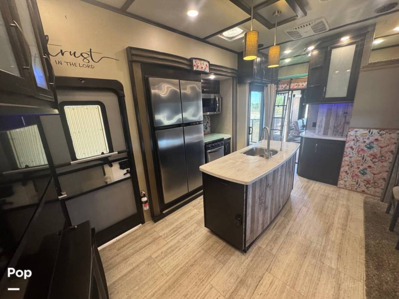 A photo of this 2018 Grand Design Momentum 399TH
