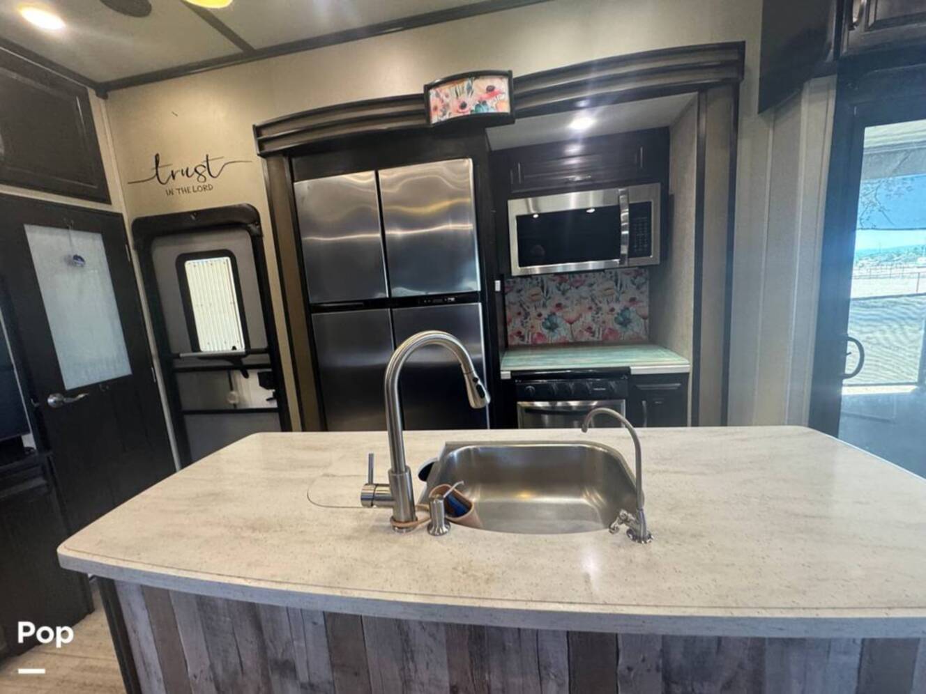 A photo of this 2018 Grand Design Momentum 399TH
