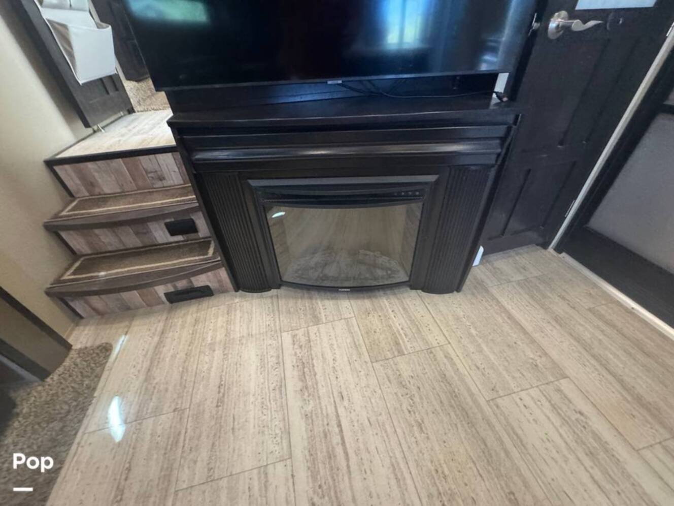 A photo of this 2018 Grand Design Momentum 399TH