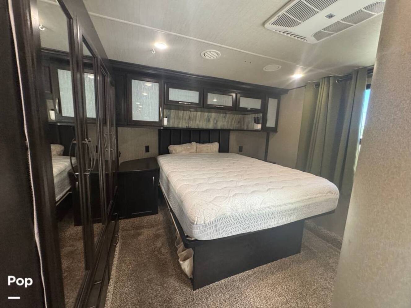A photo of this 2018 Grand Design Momentum 399TH
