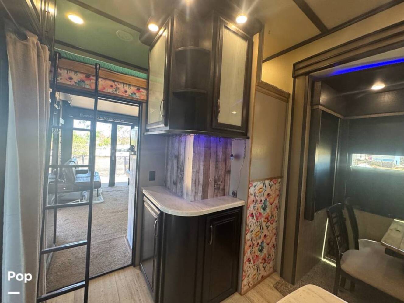A photo of this 2018 Grand Design Momentum 399TH