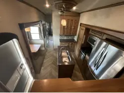 2017 FOREST RIVER CEDAR CREEK HATHAWAY 38FL6