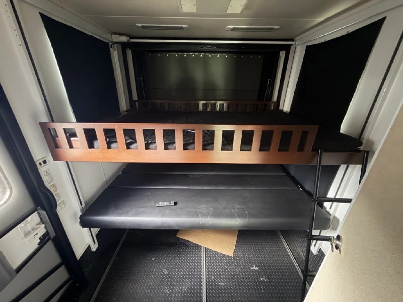 2013 NEWMAR CANYON STAR 3920