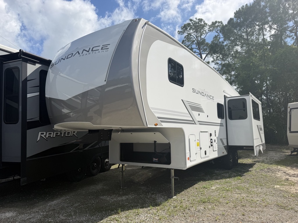 2026 Heartland SUNDANCE 28DB XLT in st. augustine FL
