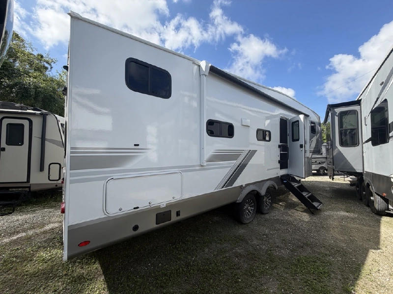 2026 HEARTLAND SUNDANCE 28DB XLT