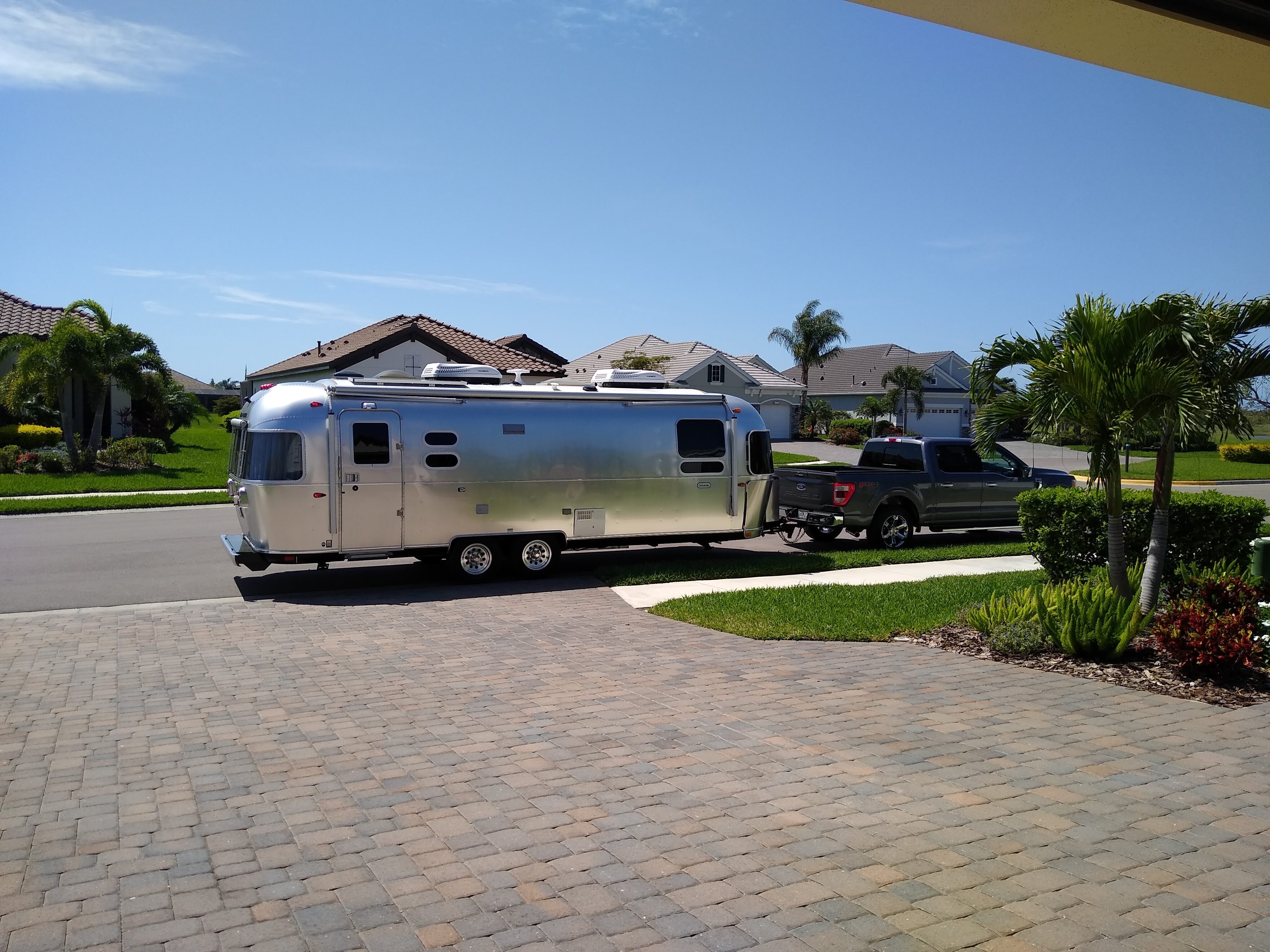 2020 Airstream GLOBETROTTER 27FBQ in bradenton FL