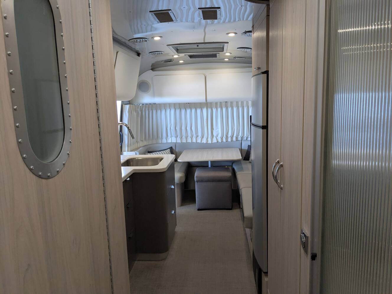 A photo of this 2020 Airstream GLOBETROTTER 27FBQ
