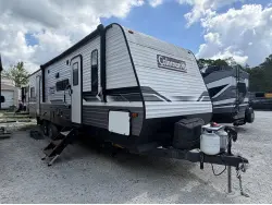 2022 COLEMAN LANTERN 300TQ