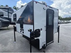 2026 TRAVEL LITE UP COUNTRY XS 575U