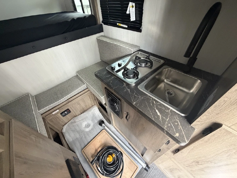 2026 TRAVEL LITE UP COUNTRY XS 575U