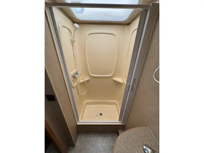 2007 WINNEBAGO ASPECT 29H