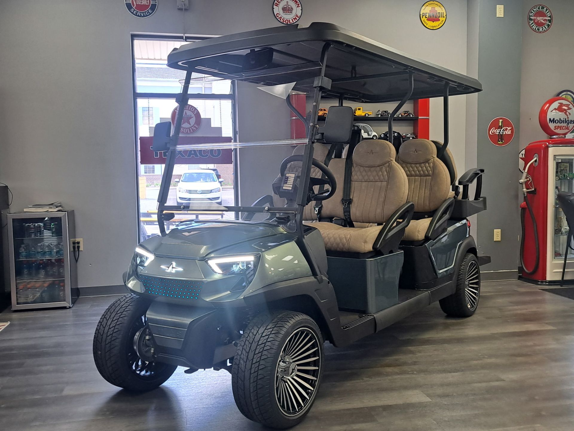 2025 Atlas Gen 2 6 Passenger Non Lifted 210AH Golf Carts All ATV
