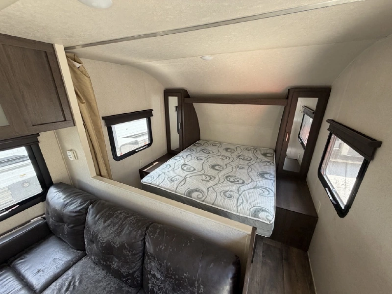2018 FOREST RIVER CRUISE LITE 261BHXL