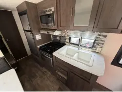 2018 FOREST RIVER CRUISE LITE 261BHXL