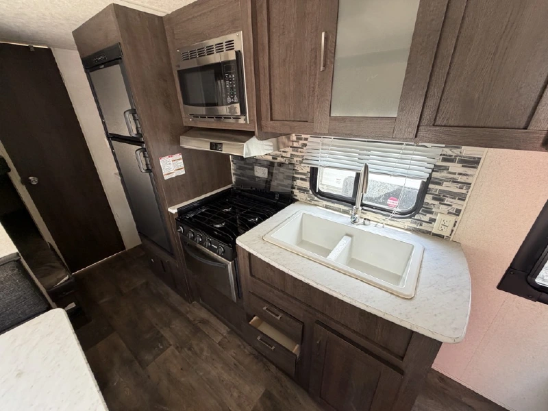 2018 FOREST RIVER CRUISE LITE 261BHXL