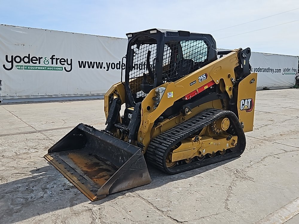2025 CAT 255 in North Baltimore, OH