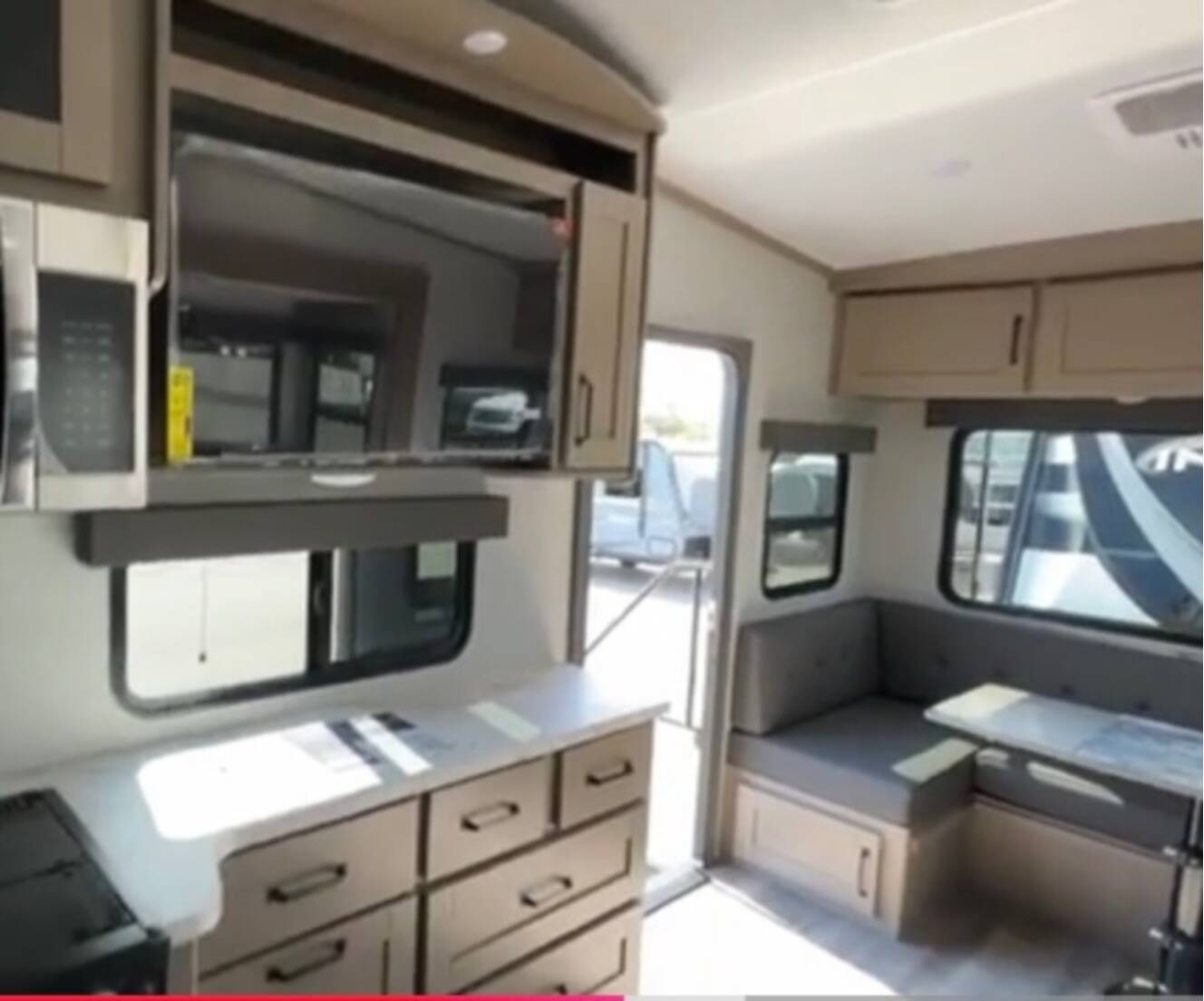 A photo of this 2024 Grand Design REFLECTION 150 SERIES 260RD