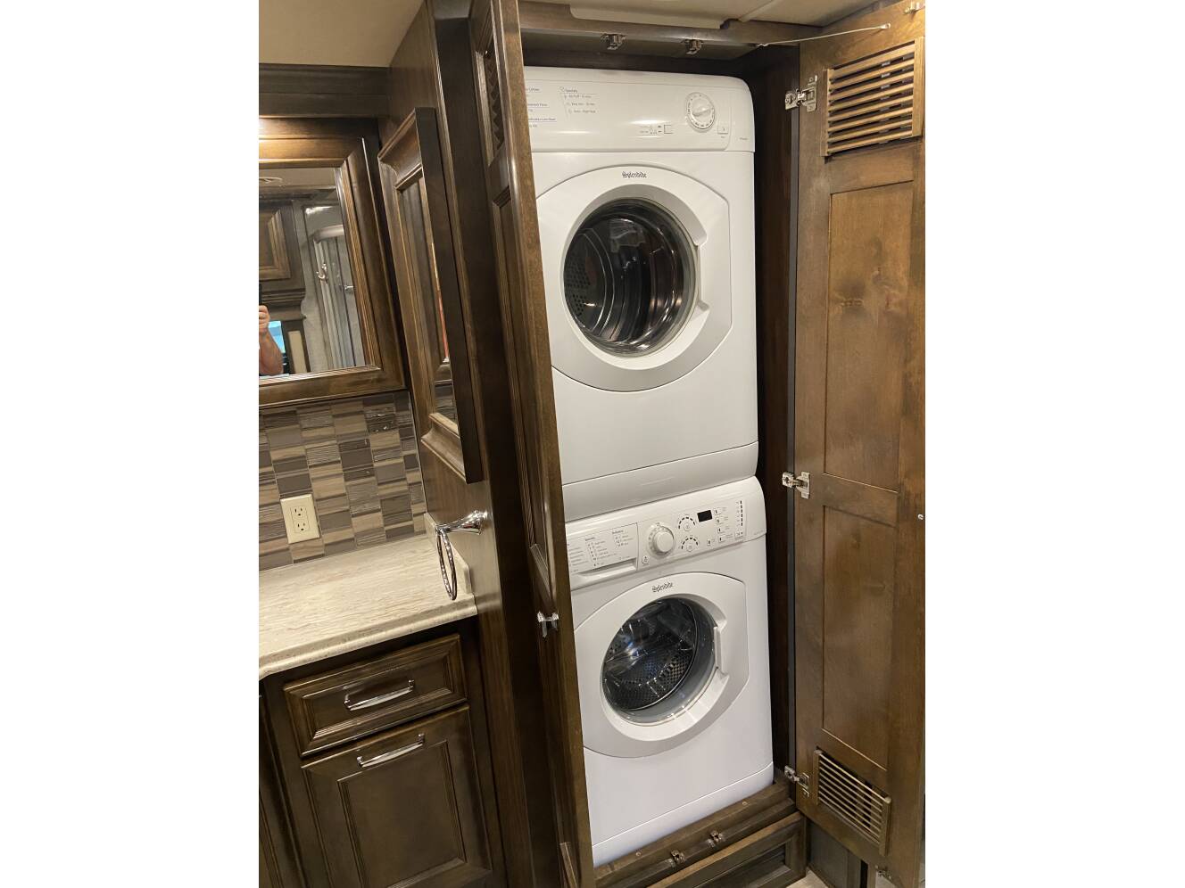 A photo of this 2020 Tiffin Motorhomes PHAETON 40 QBH