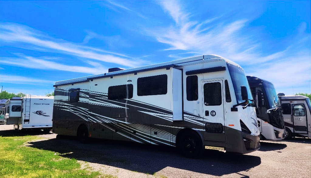 2026 Tiffin Motorhomes PHAETON 40 IH in north tonawanda NY