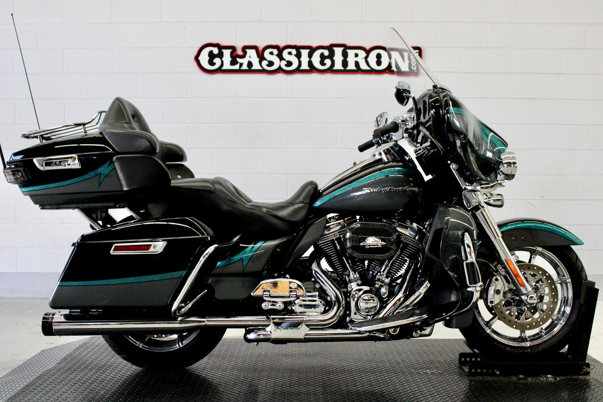 2015 Harley-Davidson CVO™ Limited CVO LIMITED in Fredericksburg, VA