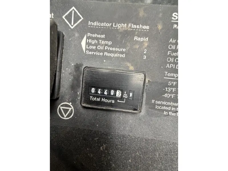 2011 NEWMAR ESSEX 4522