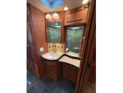 2011 NEWMAR ESSEX 4522