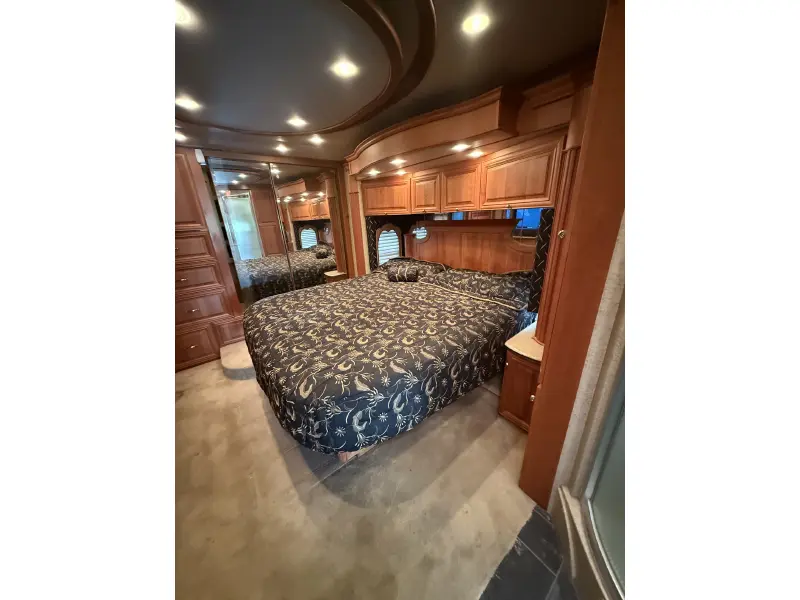 2011 NEWMAR ESSEX 4522